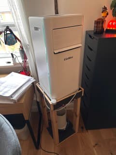 Free standing AC Unit + wooden support