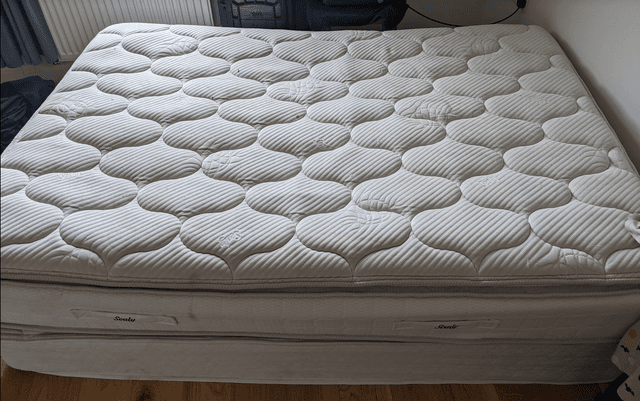 Sealys double Mattress NOSTROMO LATEX 1400