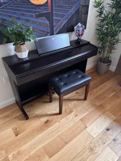 Digital Piano + Stool