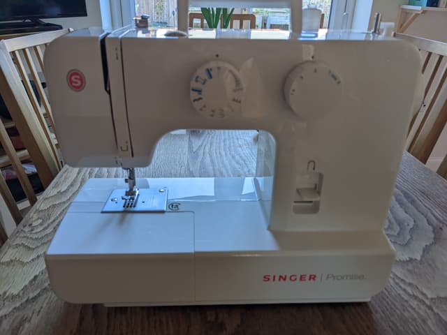 Sewing Machine Singer 1409